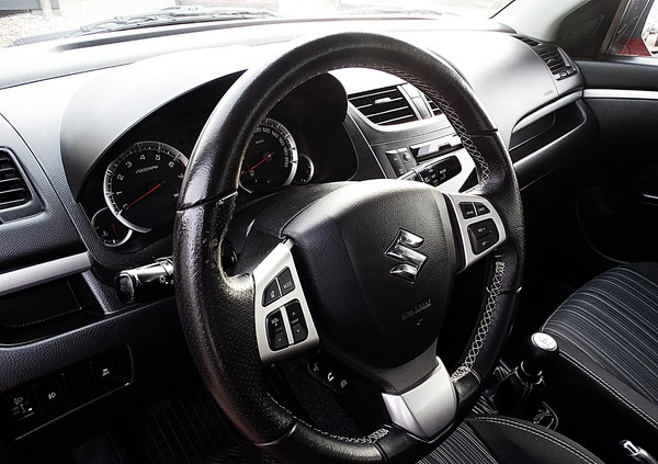 Suzuki Swift cena 35900 przebieg: 126517, rok produkcji 2016 z Koło małe 704